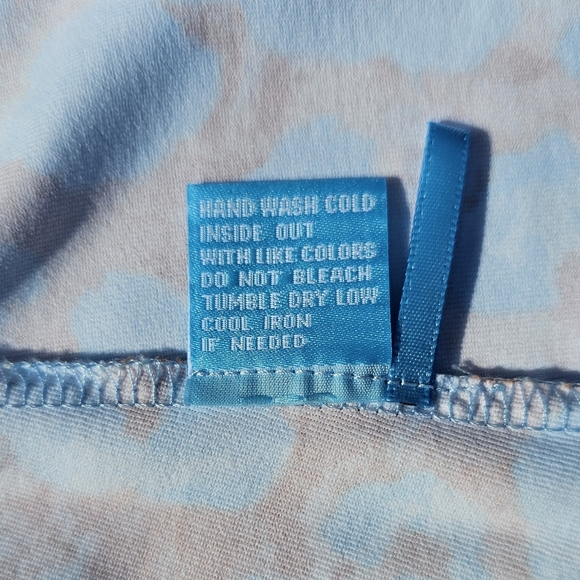 J. McLaughlin Animal Print Top Three Quarter Sleeve, NWOT - Picture 5 of 5